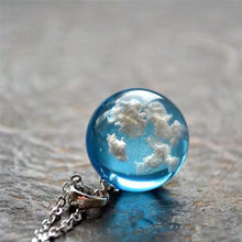 Charger l&#39;image dans la galerie, Collier Chic avec Pendentif Boule de Verre Ciel et Nuage
